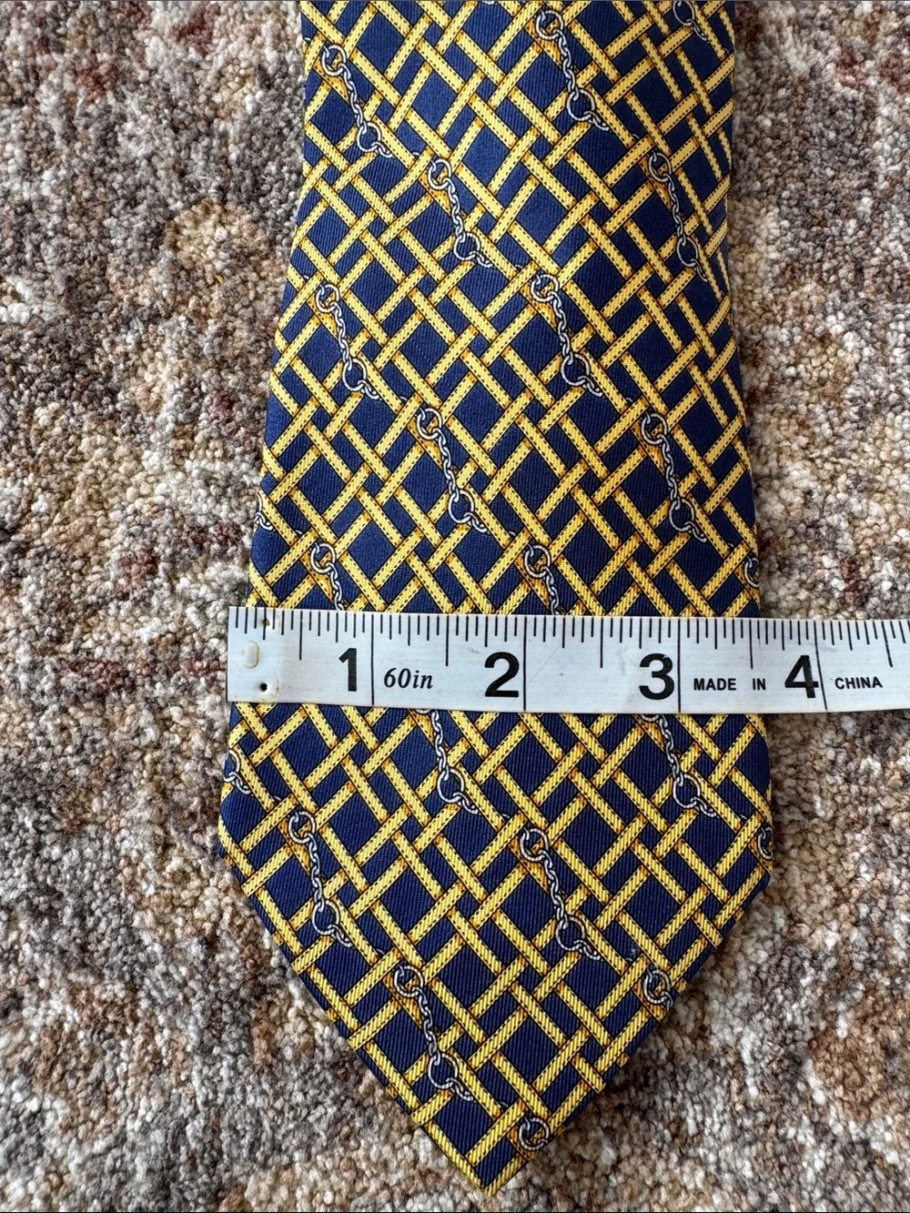 Gucci silk tie